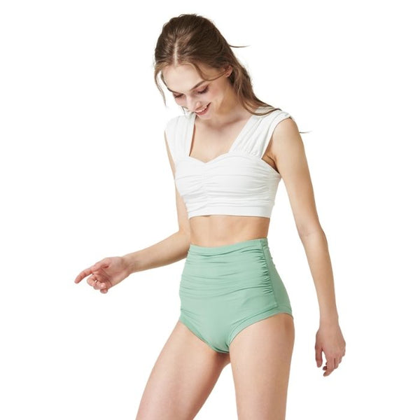 Sharon Move Shorts in Pale Green